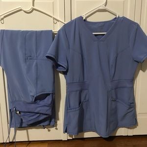 Cherokee infinity scrub set